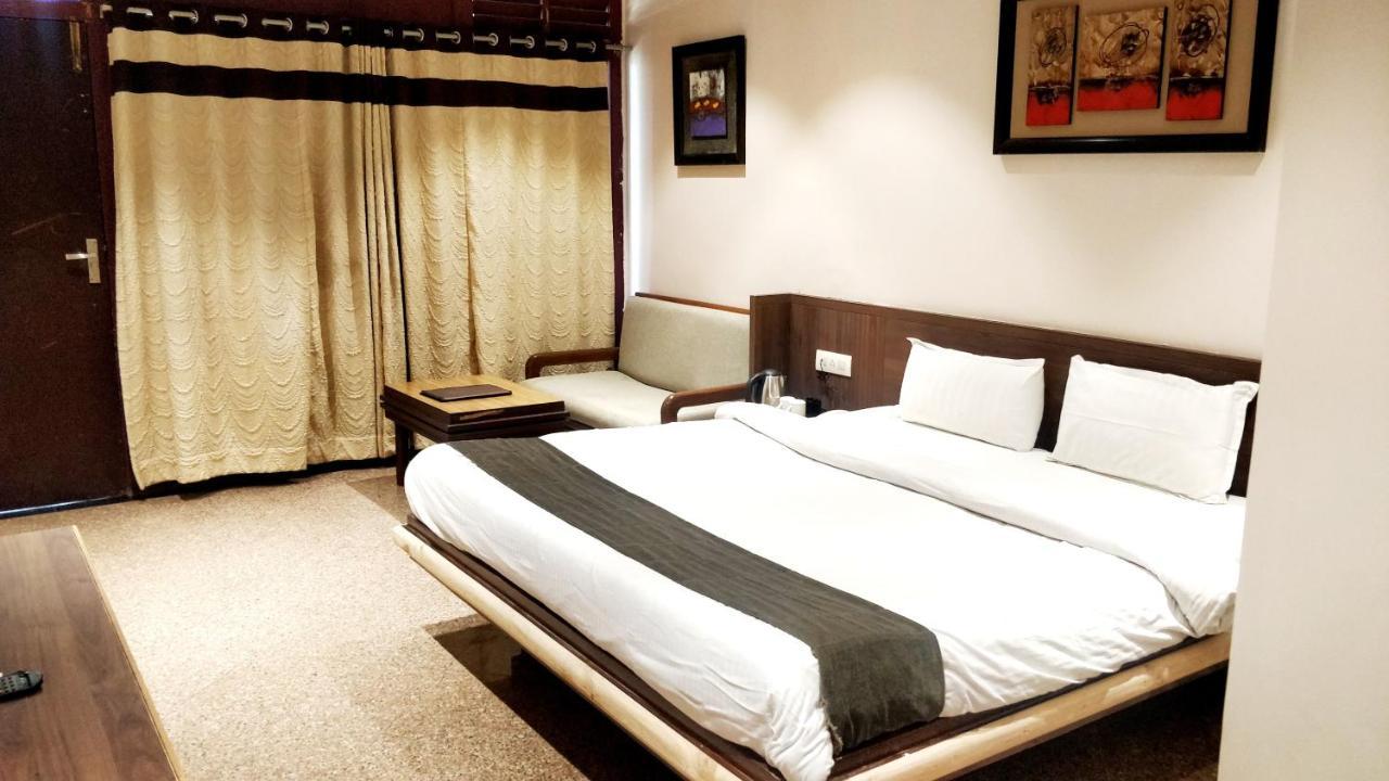 Hotel Mount Regency Mount Abu Eksteriør bilde