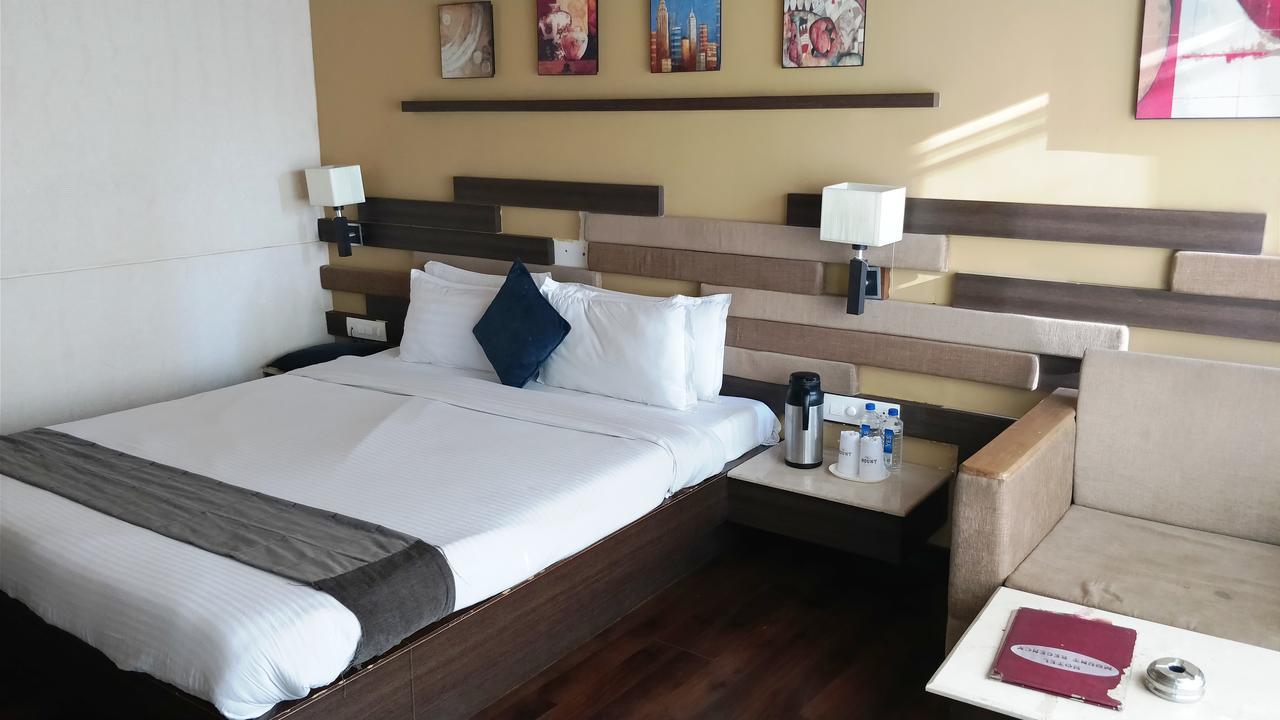 Hotel Mount Regency Mount Abu Eksteriør bilde
