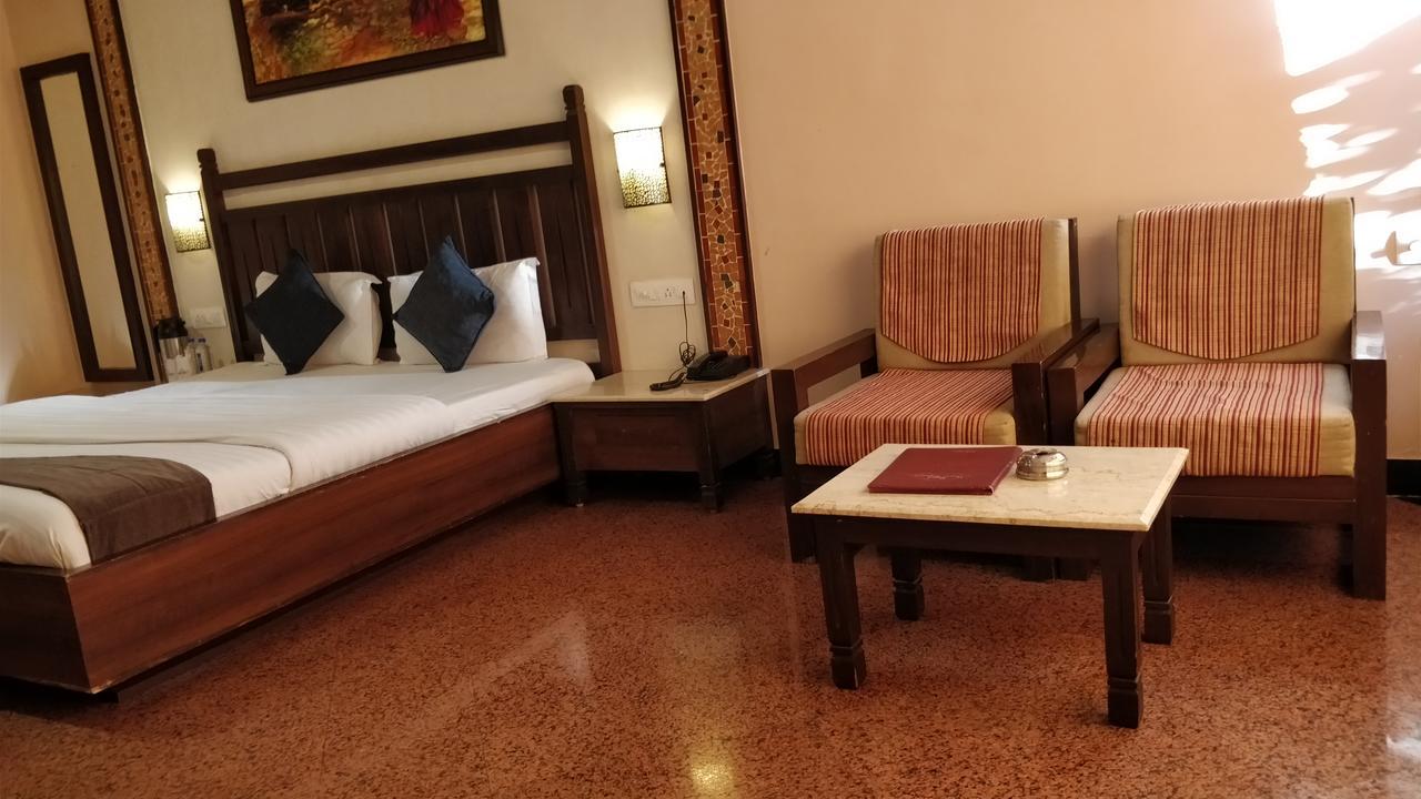 Hotel Mount Regency Mount Abu Eksteriør bilde