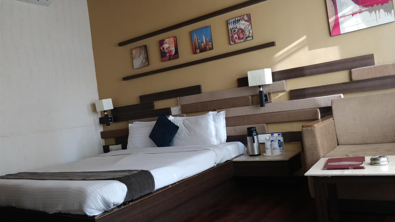 Hotel Mount Regency Mount Abu Eksteriør bilde