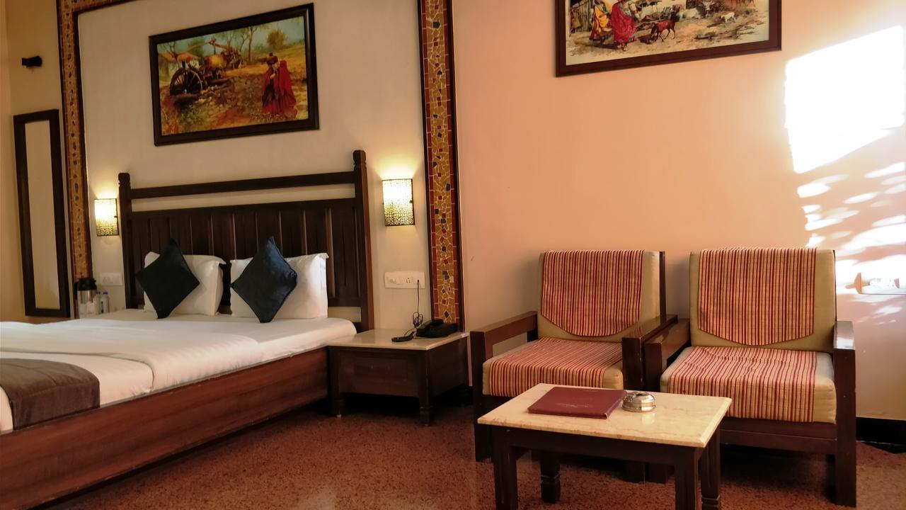 Hotel Mount Regency Mount Abu Eksteriør bilde
