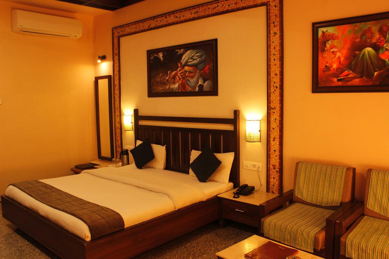 Hotel Mount Regency Mount Abu Eksteriør bilde
